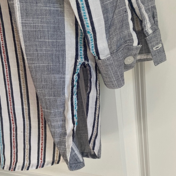 Soft Surroundings Embroidered Tunic
Size XL - Picture 8 of 9